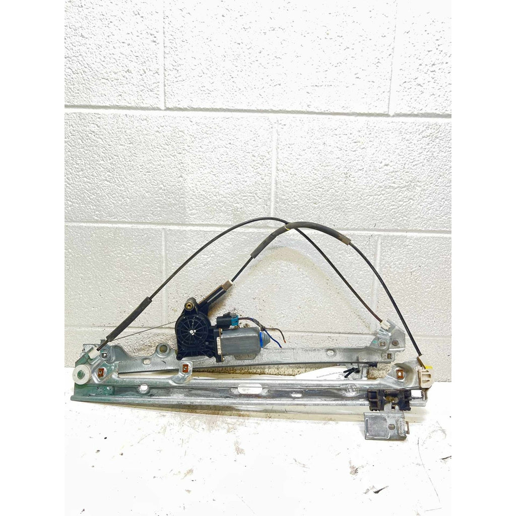 Front Door Regulator GMC SIERRA 1500 Right 99 00 01 02 03 04 05 06 07