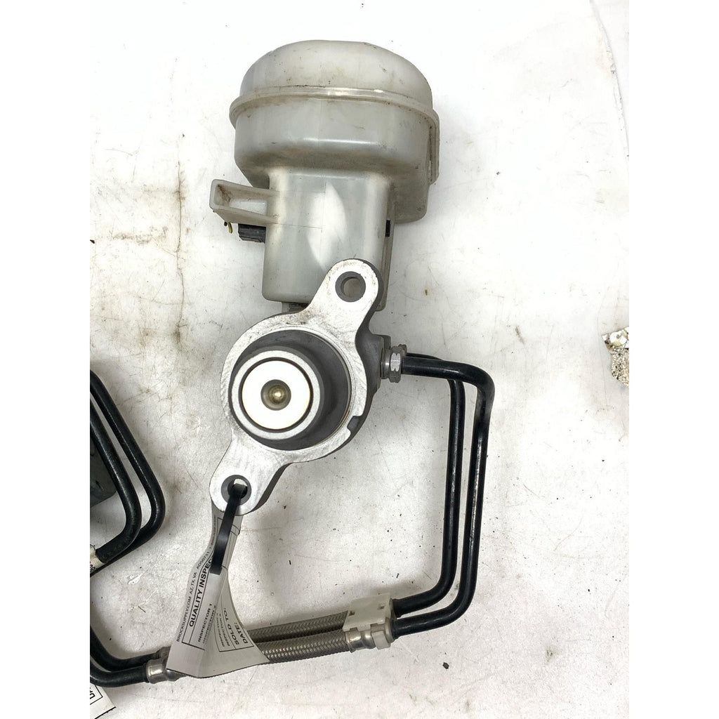 Copied - Master Cylinder LINCOLN MKS 09 10 11 12