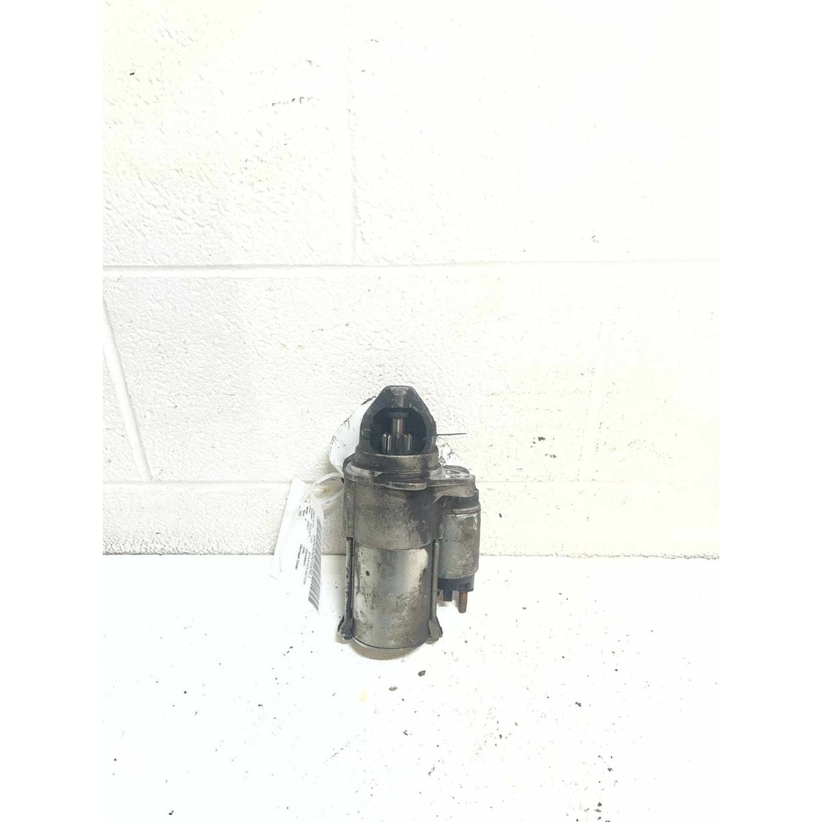 Used Starter Motor PONTIAC SOLSTICE 06 07 - photo 1