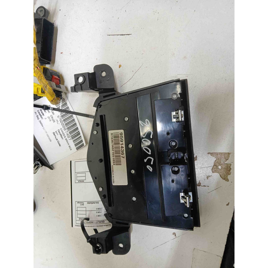 Audio & Visual Equip.(radio) CHEVY CRUZE 11 12 13 14 15 16