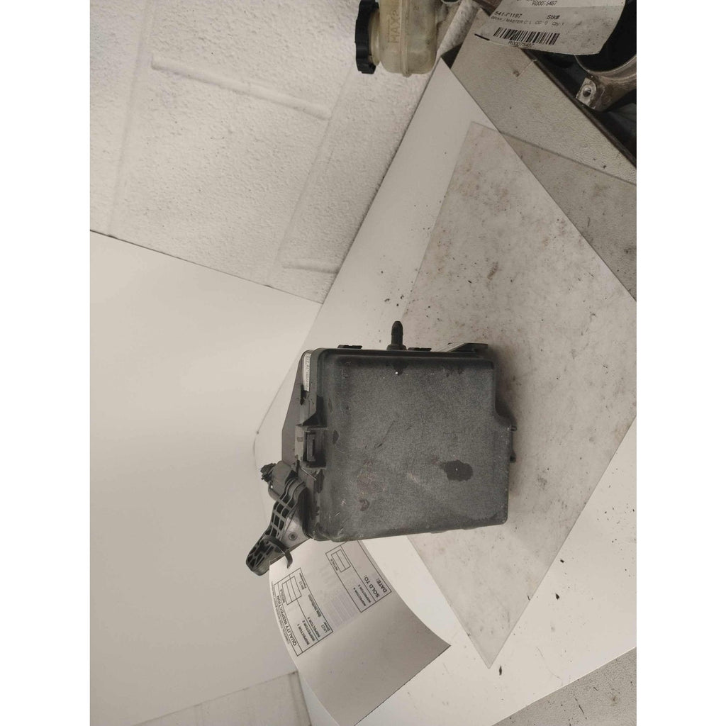 Engine Fuse Box KIA SOUL 14