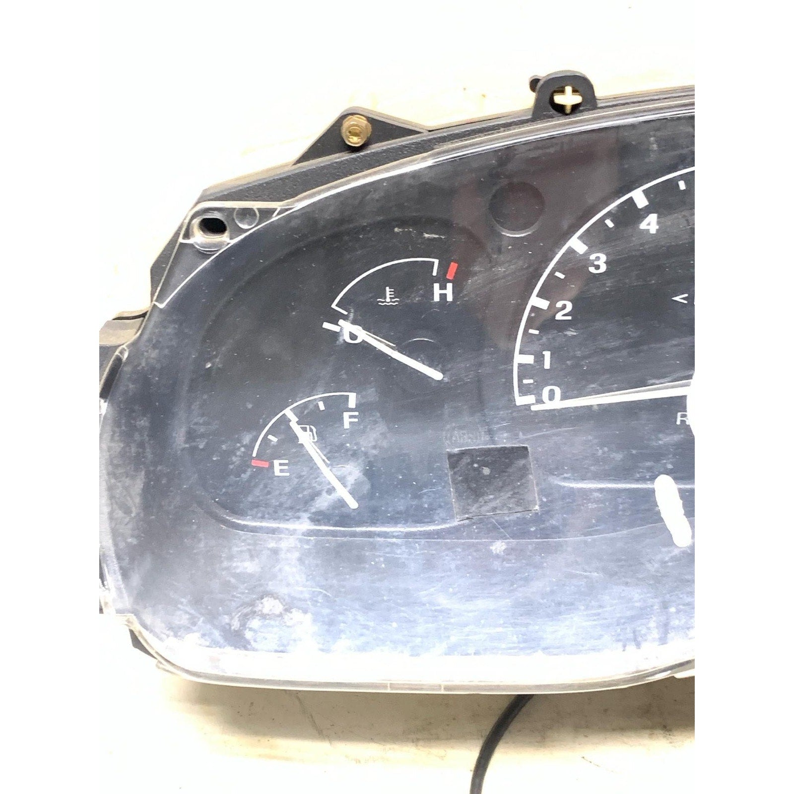 Speedometer MERCURY MOUNTAINEER 97 See Pics for Imperfections