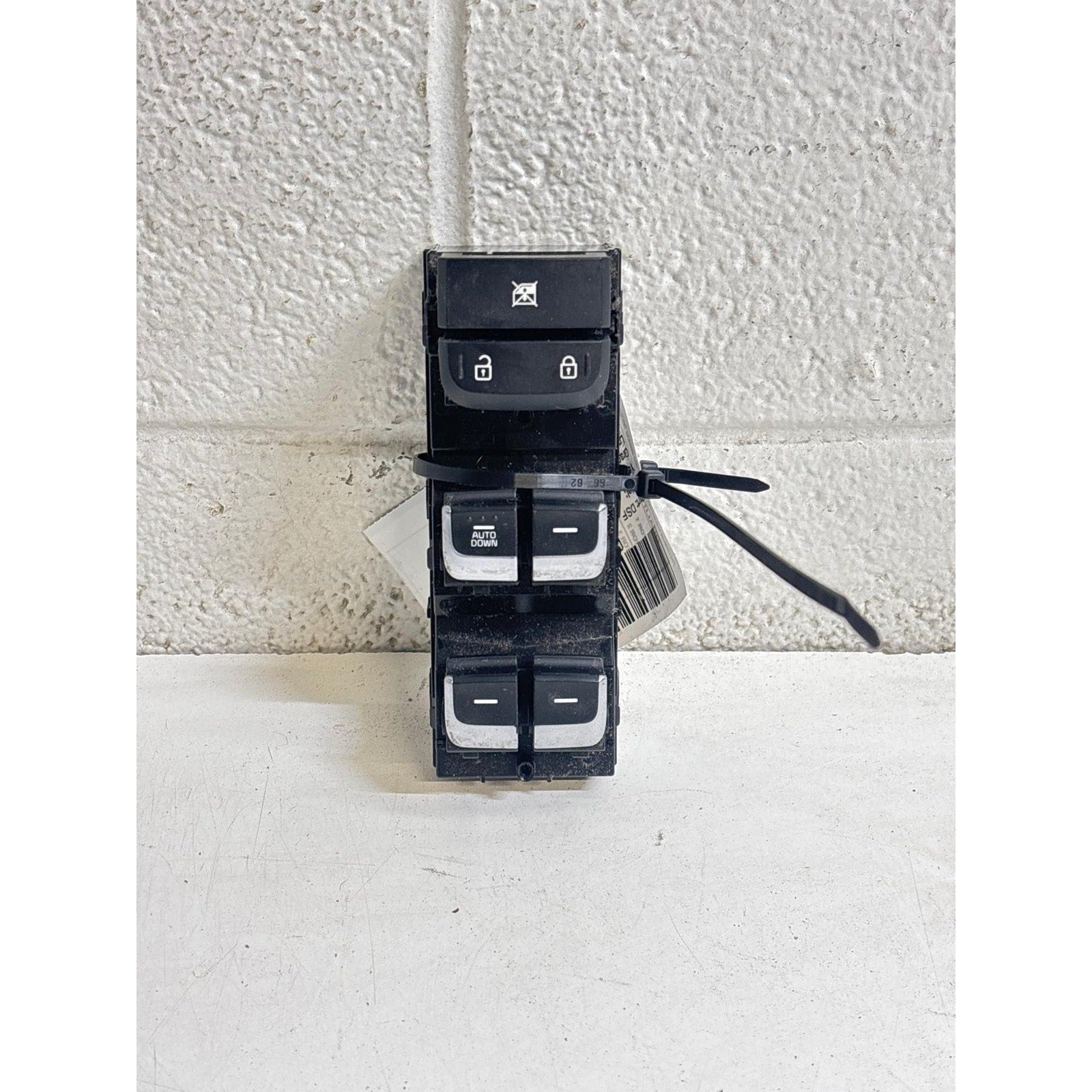 Door Switch Front KIA SPORTAGE 17 18 19 20 21 22