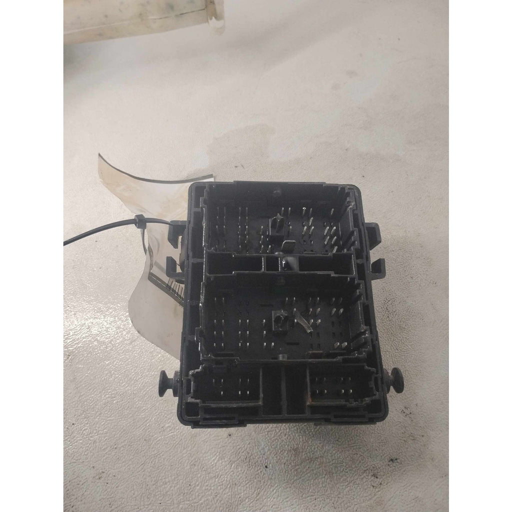 Engine Fuse Box CHEVY SILVERADO 1500 07 08 09