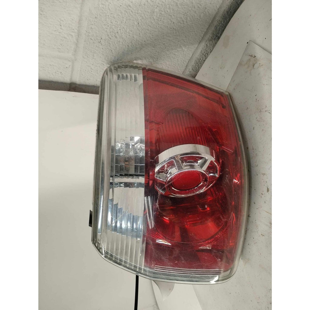 Tail Light Assembly MERCEDES ML SERIES Right 98-01 See Pics for Imperfections