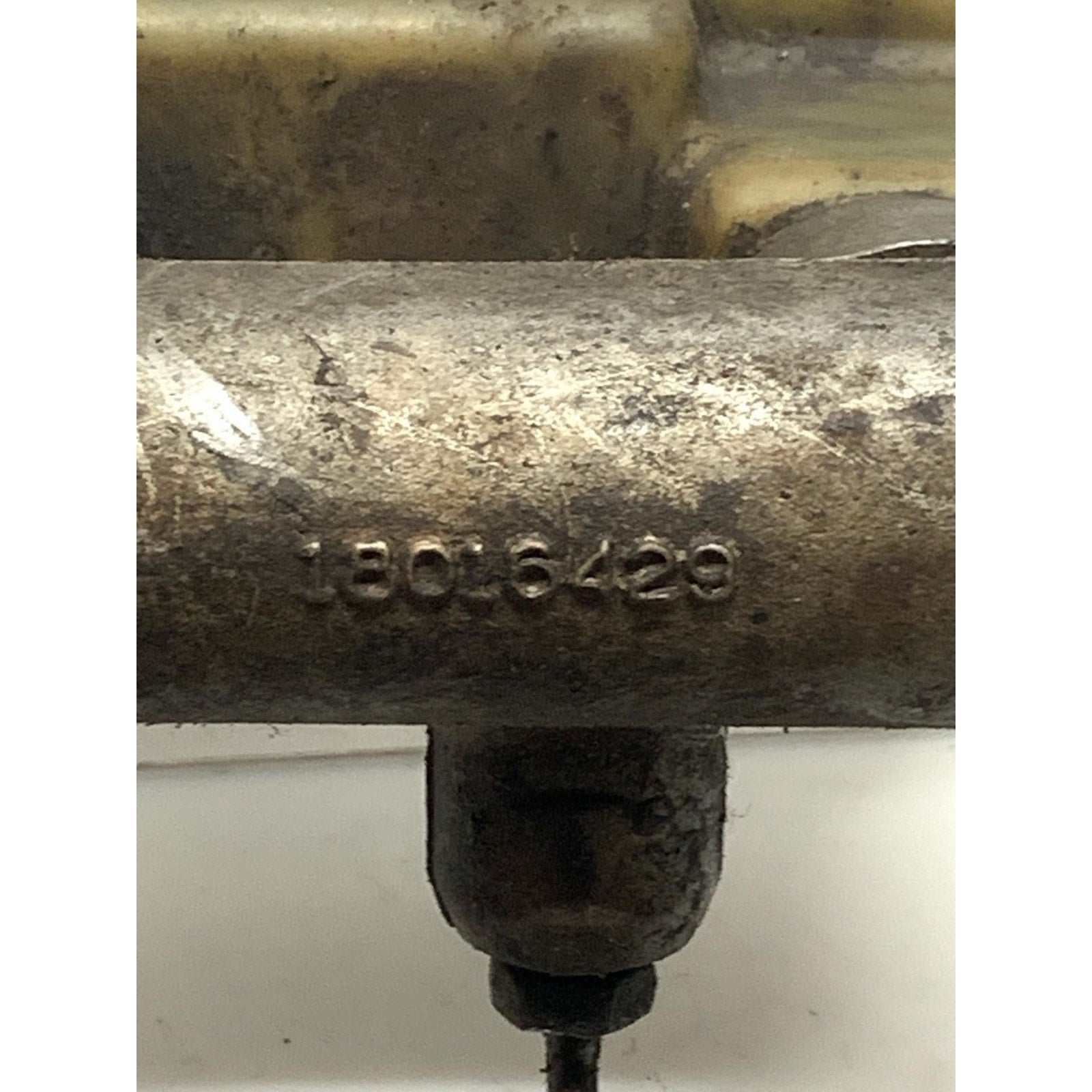 Master Cylinder GMC YUKON 92 93 94