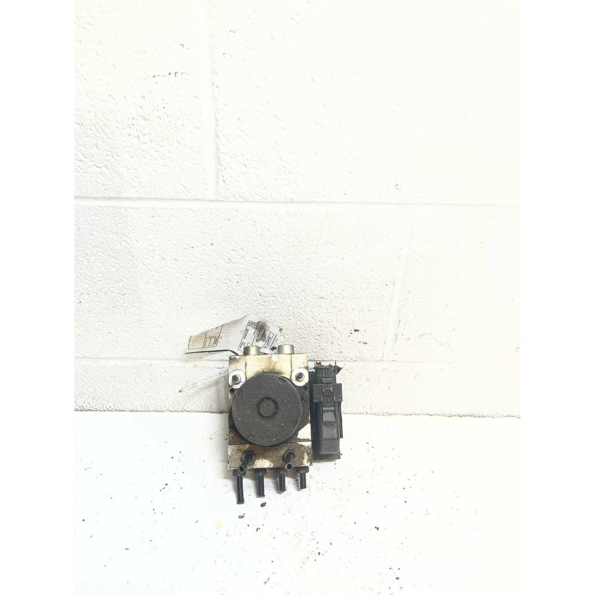 Anti-lock Brake Parts CADILLAC ESCALADE 09 10 11 12 13 14