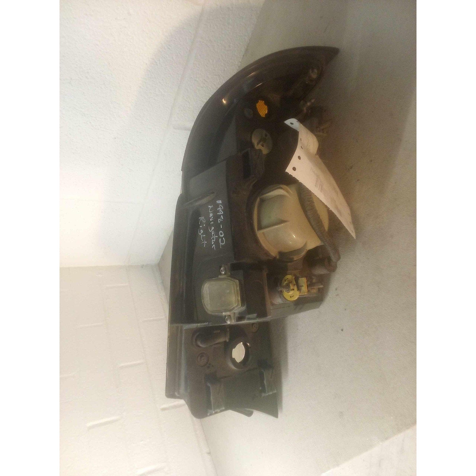 Headlamp Assembly LINCOLN NAVIGATOR Right 98 99 00 01 02