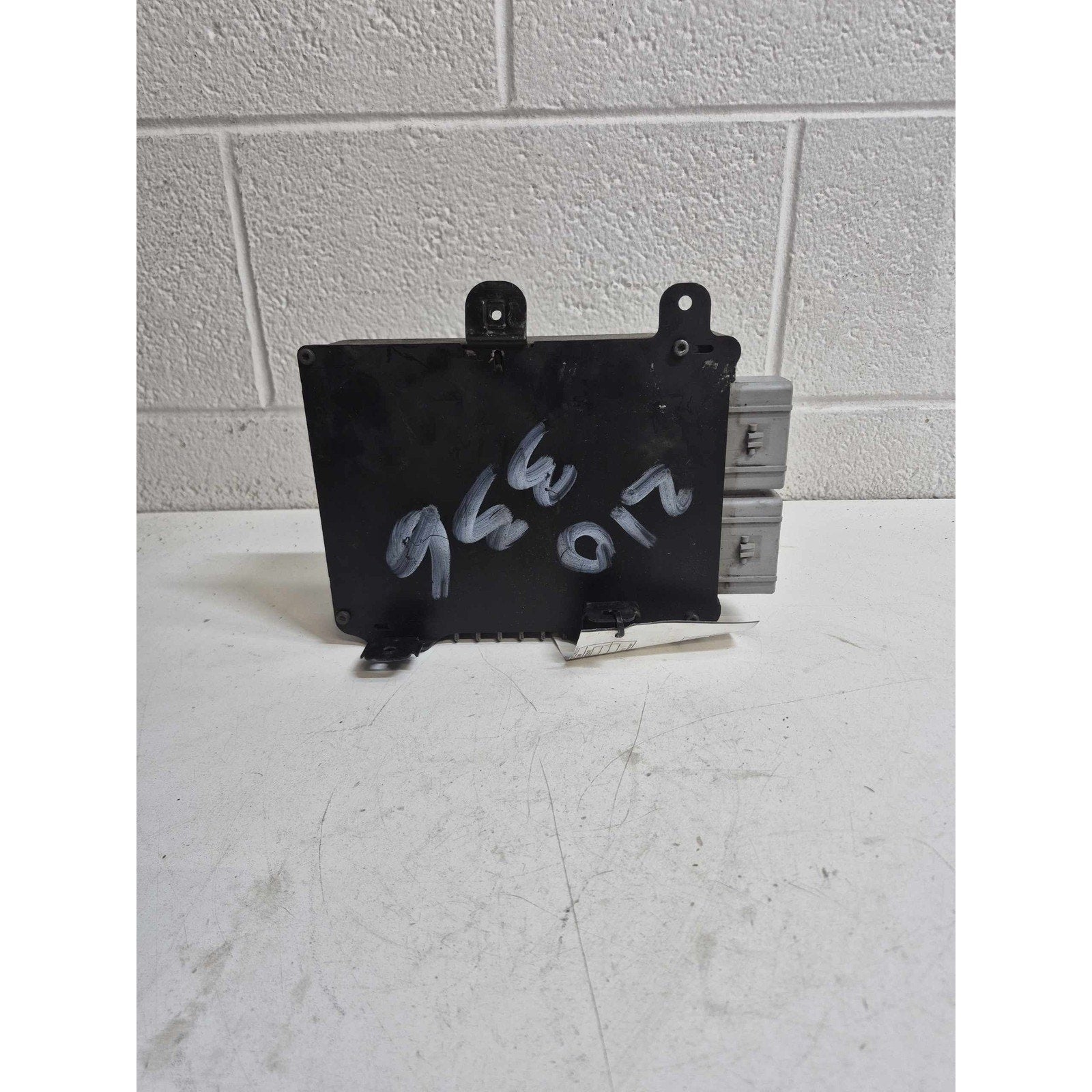 Engine/motor Brain Box DODGE CARAVAN 02