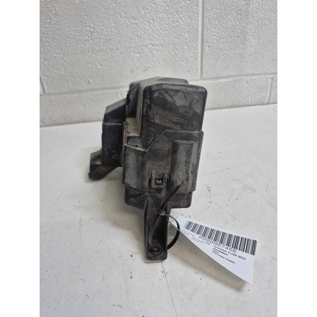 Engine Fuse Box NISSAN ALTIMA 02 03 04 05 06