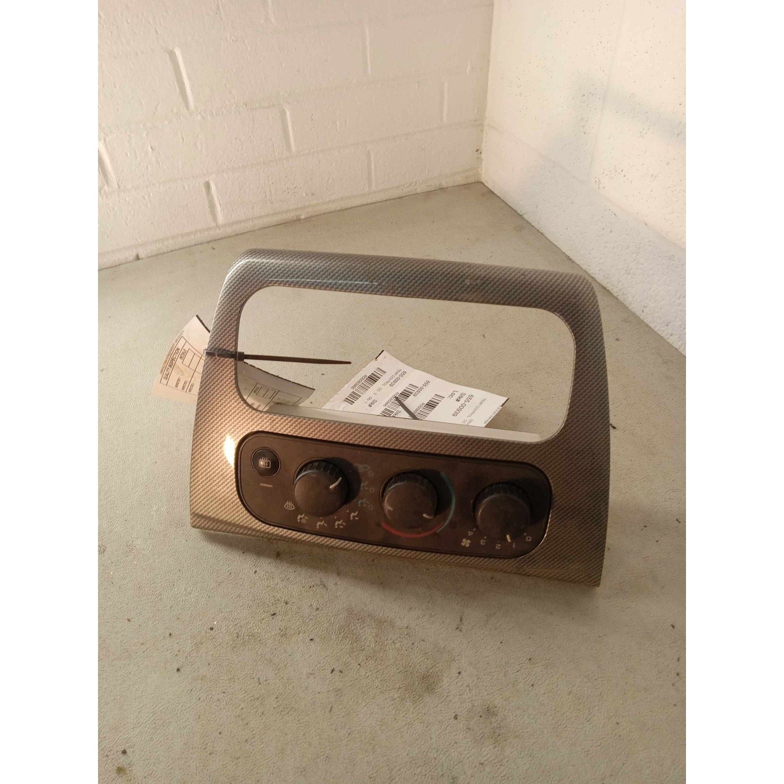 Dash Bezel CHRYSLER SEBRING 04