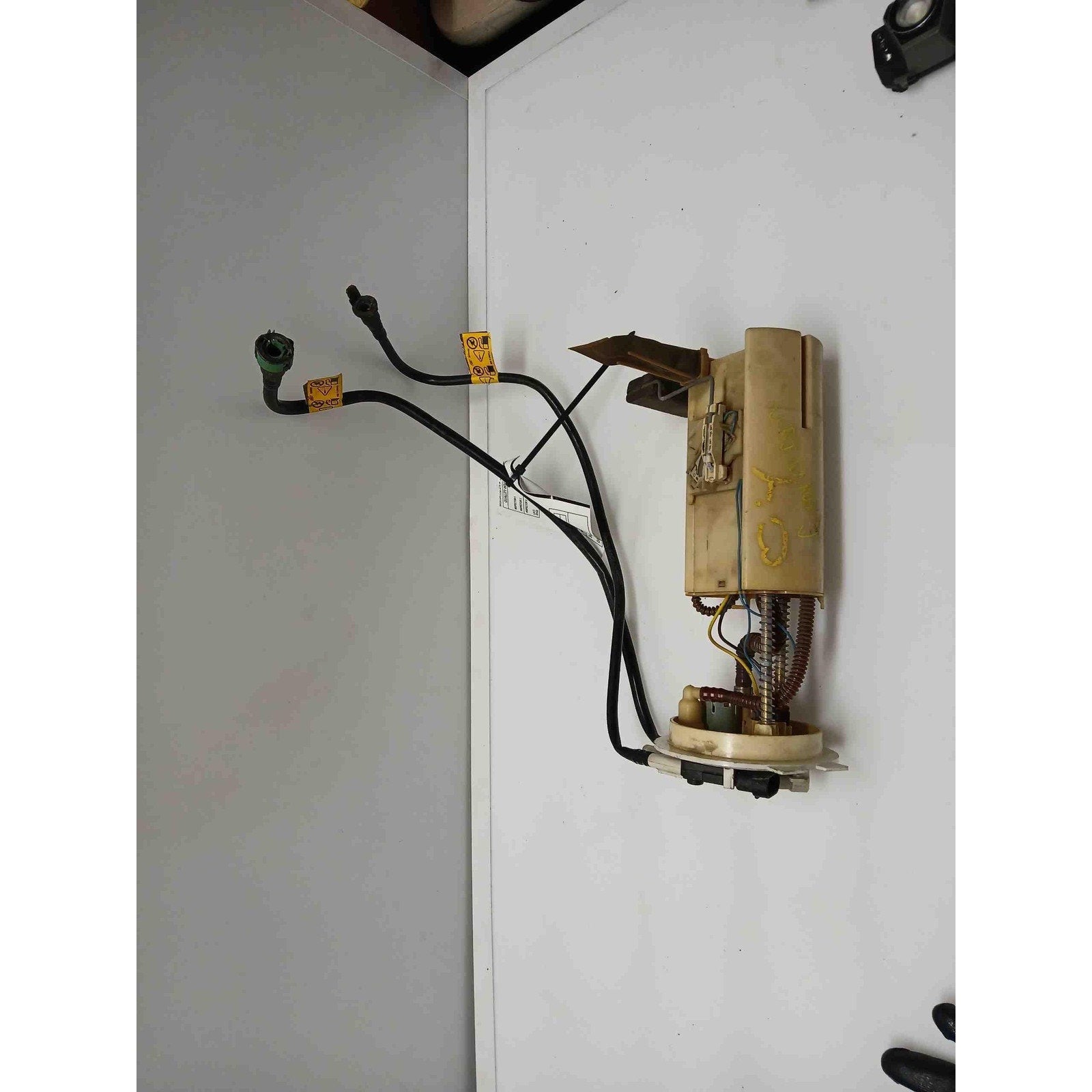 Fuel Pump CHEVY MALIBU 00 01 02 03 04 05