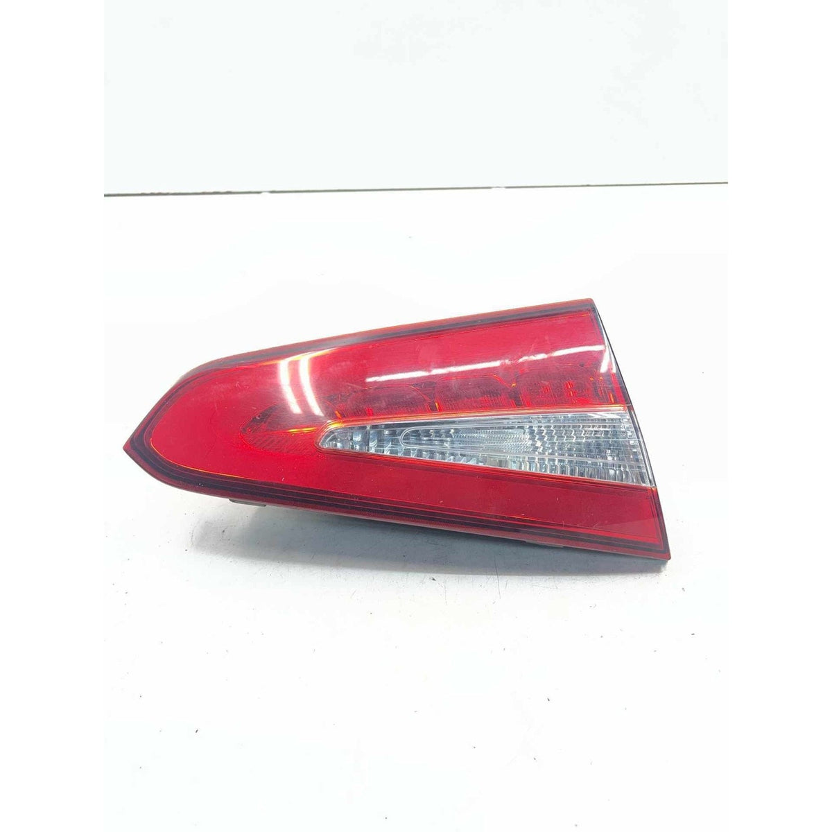 Tail Light Assembly KIA FORTE Left 14 15 16 See Pics for Imperfections