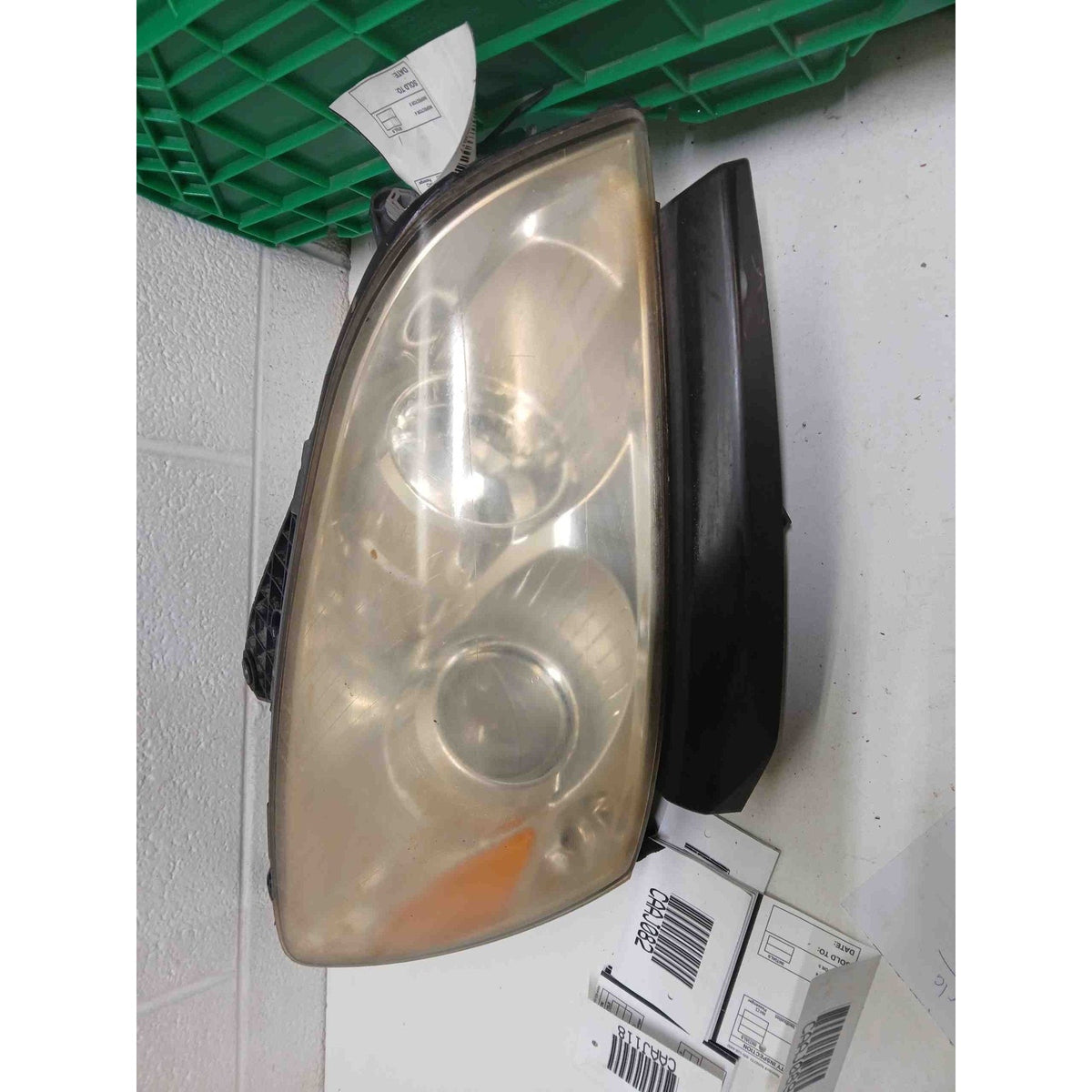 Used Headlamp Assembly SATURN OUTLOOK Right 07 08 09 10 - photo 1