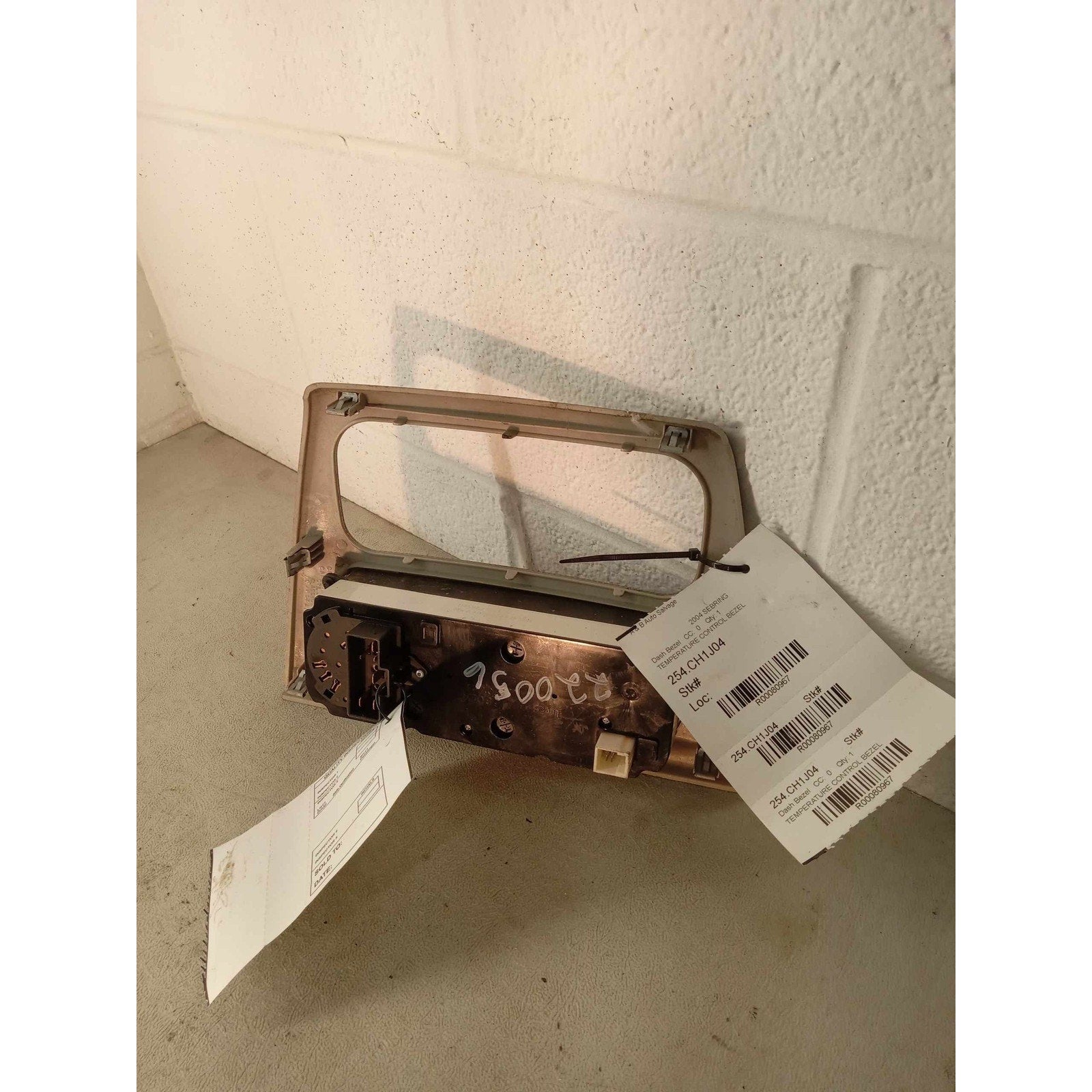 Dash Bezel CHRYSLER SEBRING 04