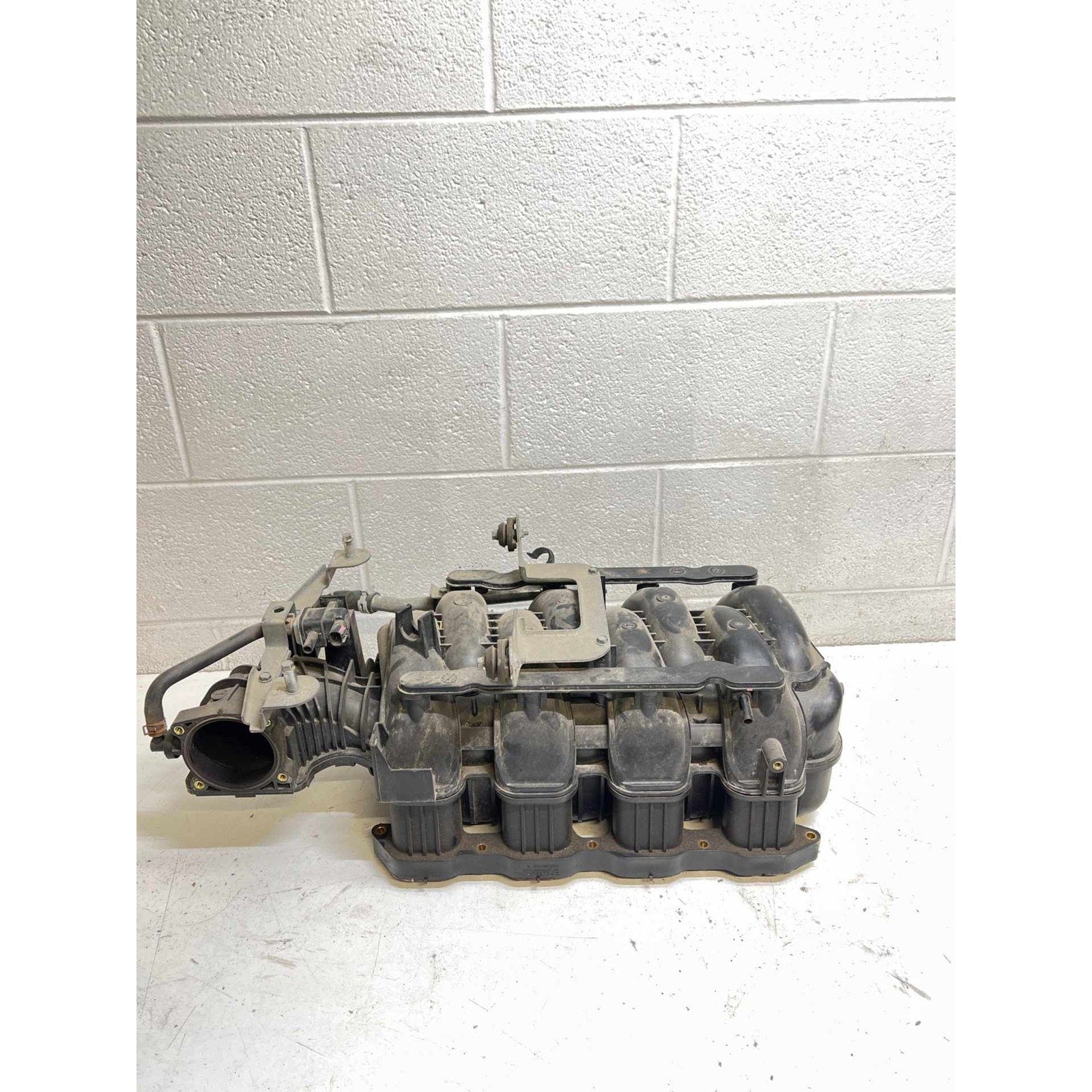 Intake Manifold NISSAN TITAN XD 17 18 19 20 21 22 23 24