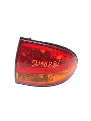 Alero Right Passenger Side Tail Light Assembly 1999-2004