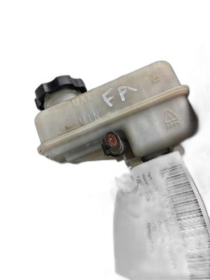 2008 GM Vue Brake Master Cylinder - Genuine GM Replacement Part