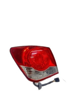 Cruze Sedan Tail Light Assembly Left 2011-2015