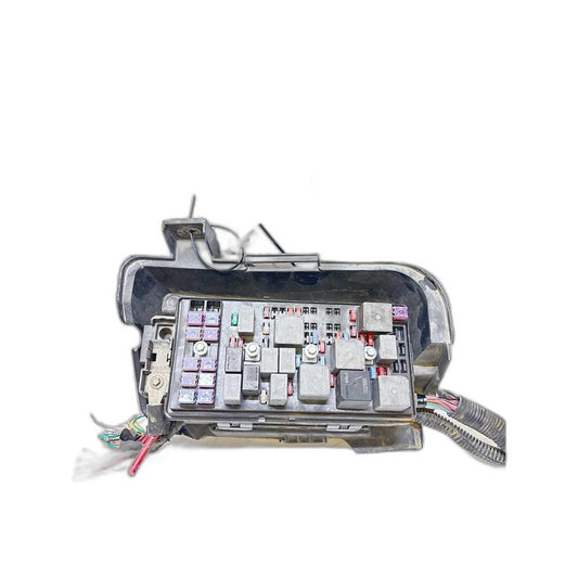Engine Fuse Box PONTIAC G6 09