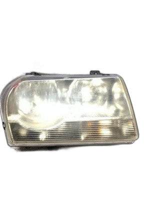Right Headlight Assembly For 300 (2005-2007)