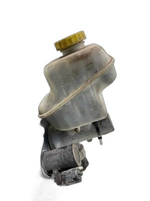 GM Dodge Charger 2006-2007 Brake Master Cylinder Assembly