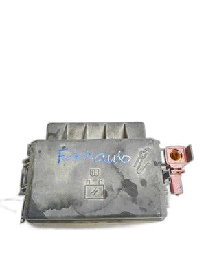 300 Engine Fuse Box & Body Control Module 2005