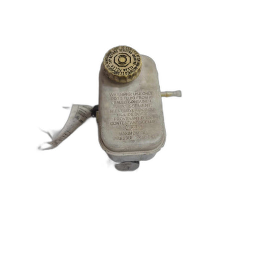 07 DODGE NITRO MASTER CYLINDER