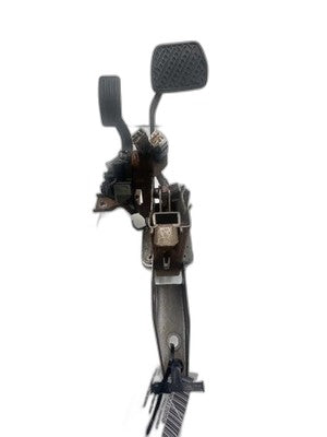 Altima 2007-2009 Brake & Accelerator Pedal Assembly OEM