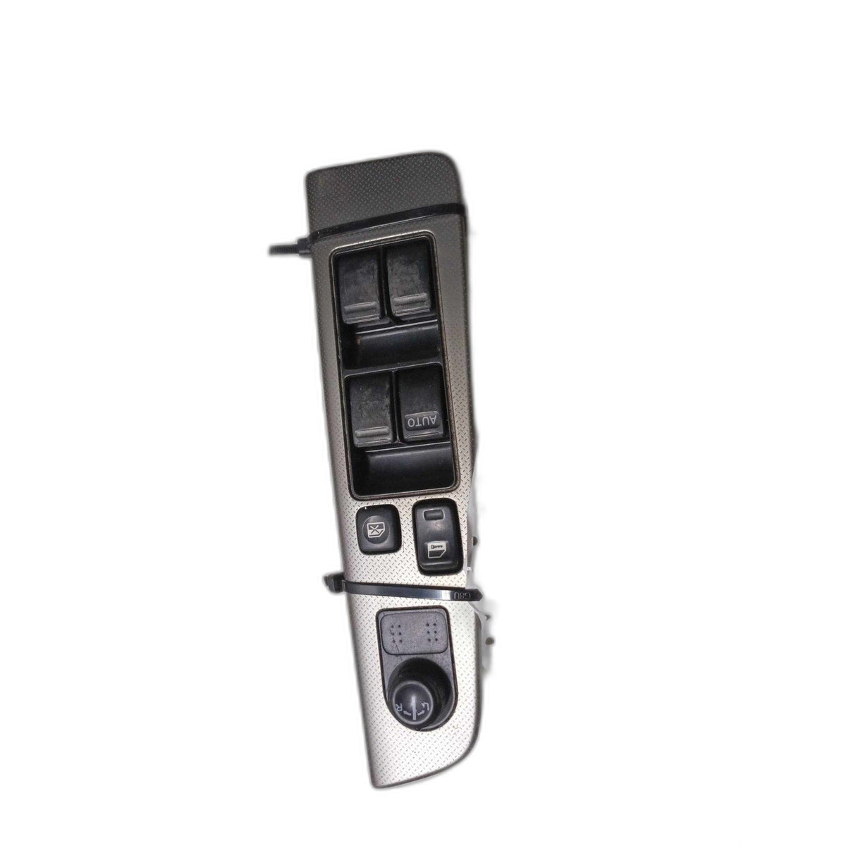 Door Switch Front NISSAN PATHFINDER 05 06