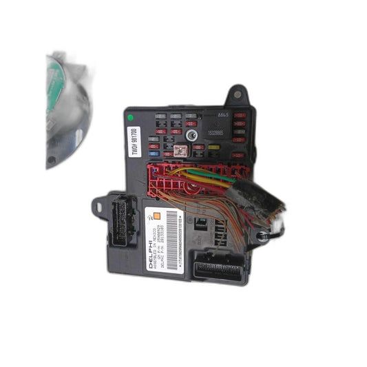 Engine Fuse Box PONTIAC G6 09 See Pics