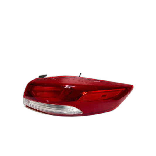 Tail Light Assembly HYUNDAI ELANTRA Right 17 18 See Pics for Imperfections