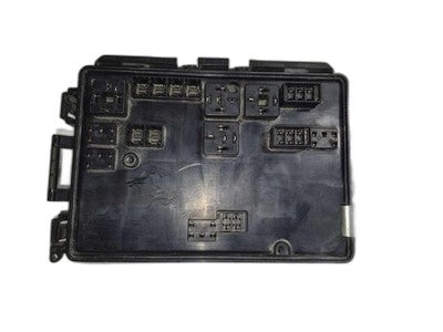 Engine Fuse Box Power Distribution Center For 2008 Dodge Charger
