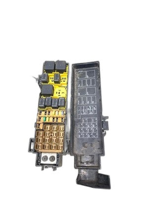 Engine Fuse Box Liberty 2002-2004 3.7L Power Distribution Center