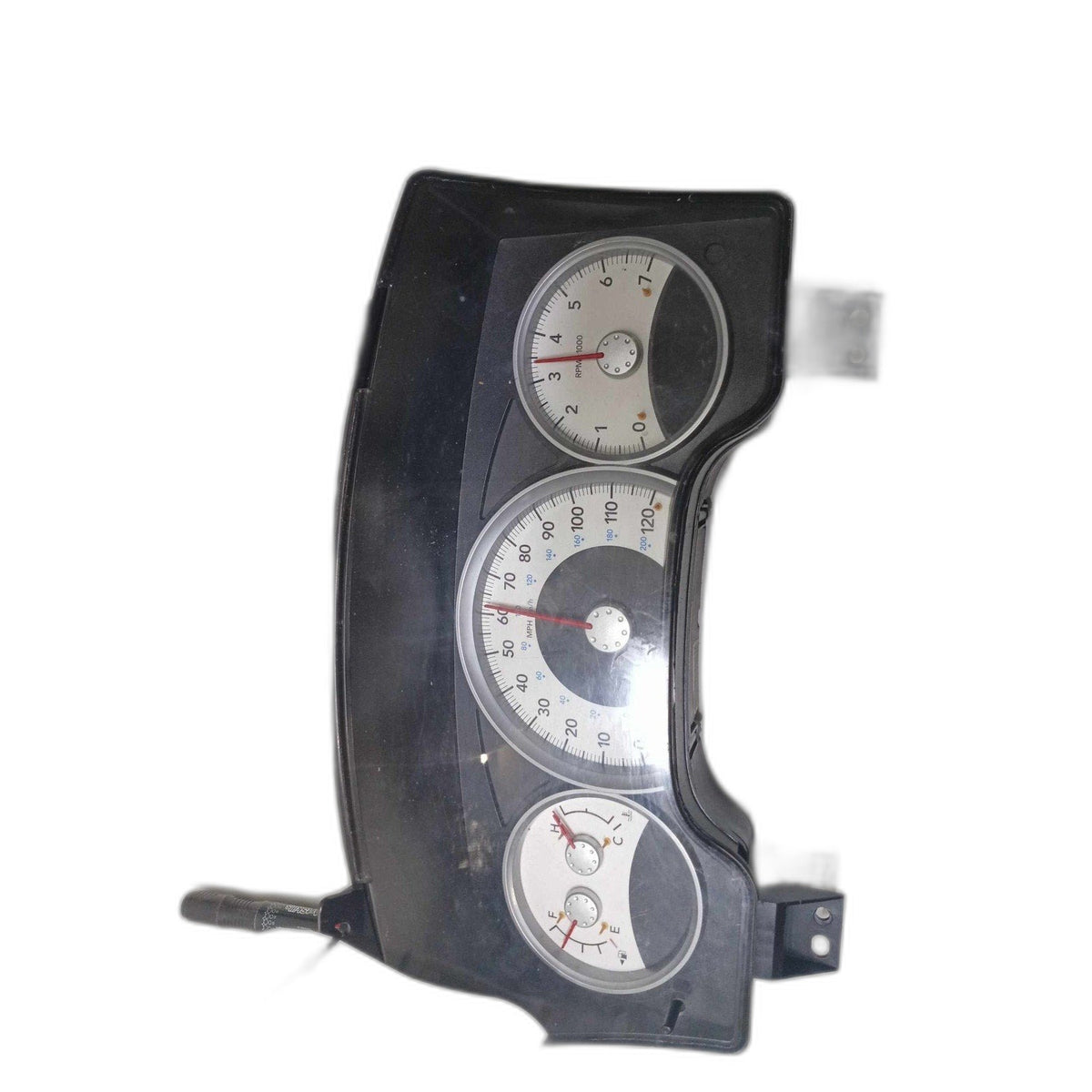 Speedometer DODGE DURANGO 05 See Pics for Imperfections