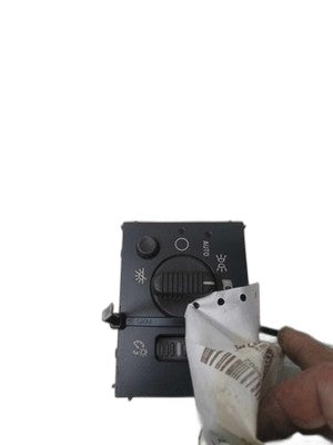 GM Chevrolet Tahoe Headlight Switch Control Module 2003
