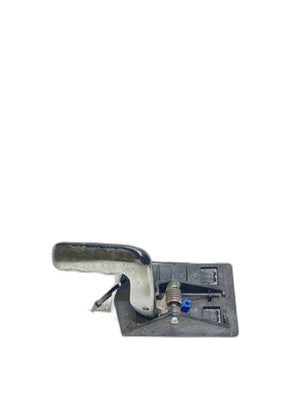 GMC Yukon XL 1500 Front Passenger Side Interior Door Handle (1999-2006)