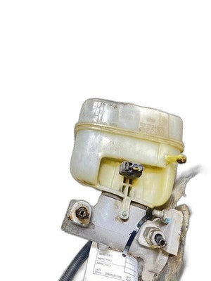 Mustang Brake Master Cylinder With Reservoir (2005-2008)