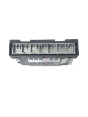 GM Cruze Body Control Module (BCM) 13588447