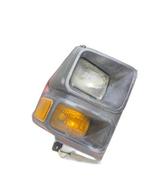 Ford F350 Super Duty Pickup Right Headlight Assembly (2005-2010)