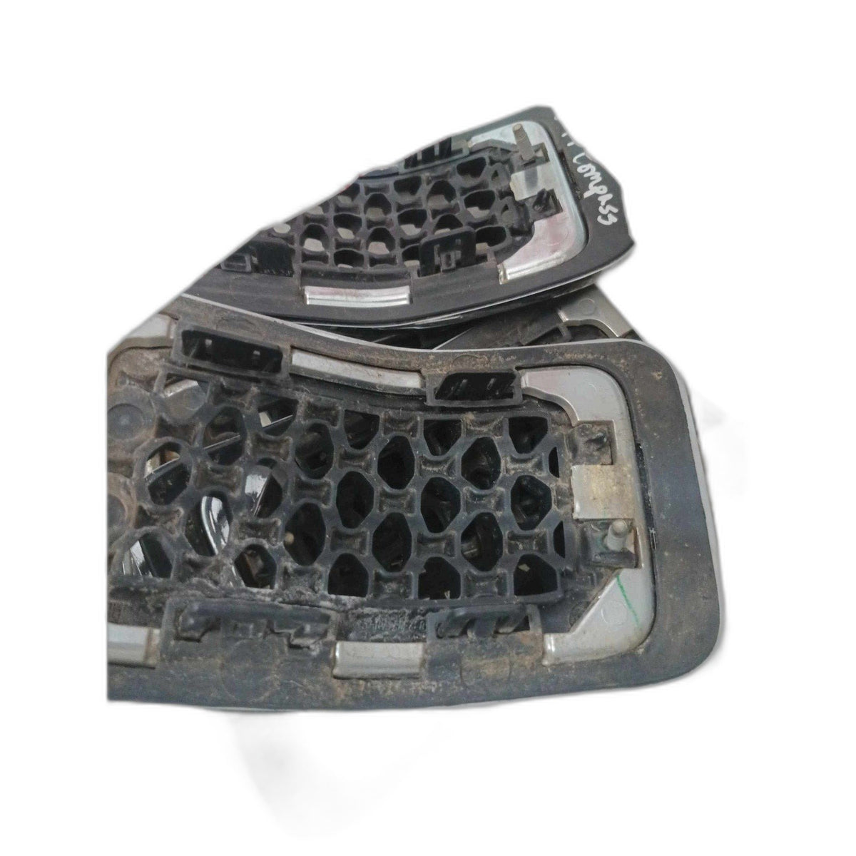 Grille JEEP COMPASS 17 18 19 20 21 See Pics for Imperfections