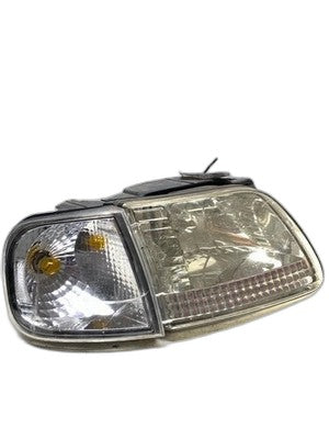 Ford F150 Pickup Right Hand Side Headlight Assembly 1997
