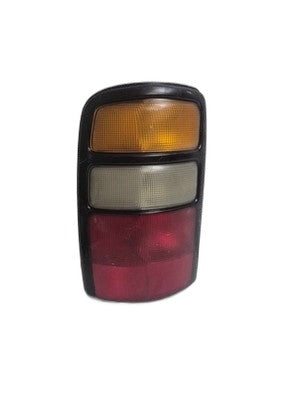Chevrolet Silverado Suburban 1500/2500 Left Tail Light Assembly 2004-2006