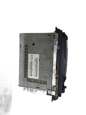 DAIMLER CHRYSLER OEM Car Radio Head Unit P05064325AJ - Jeep Grand Cherokee