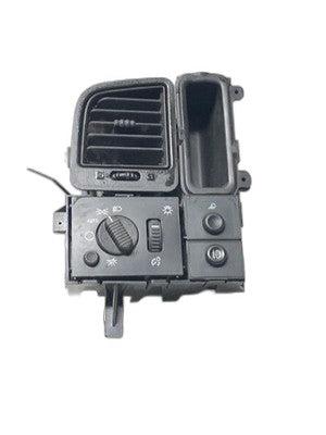 2005 Chevrolet Silverado 1500 Headlight Switch And Air Vent Assembly
