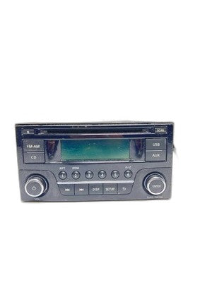 Nissan Versa OEM AM/FM CD Player Radio Head Unit (2015-2018)
