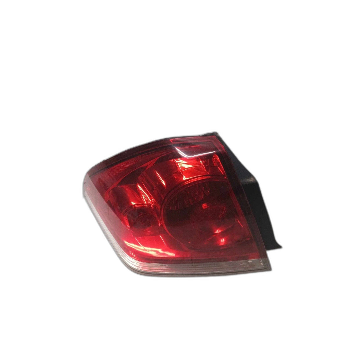 Tail Light Assembly CHEVY IMPALA Left 06-16 See Pics for Imperfections