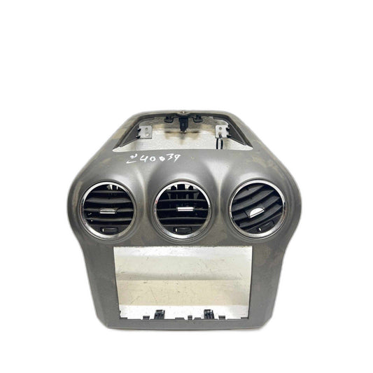 Radio Bezel Trim SATURN VUE 08