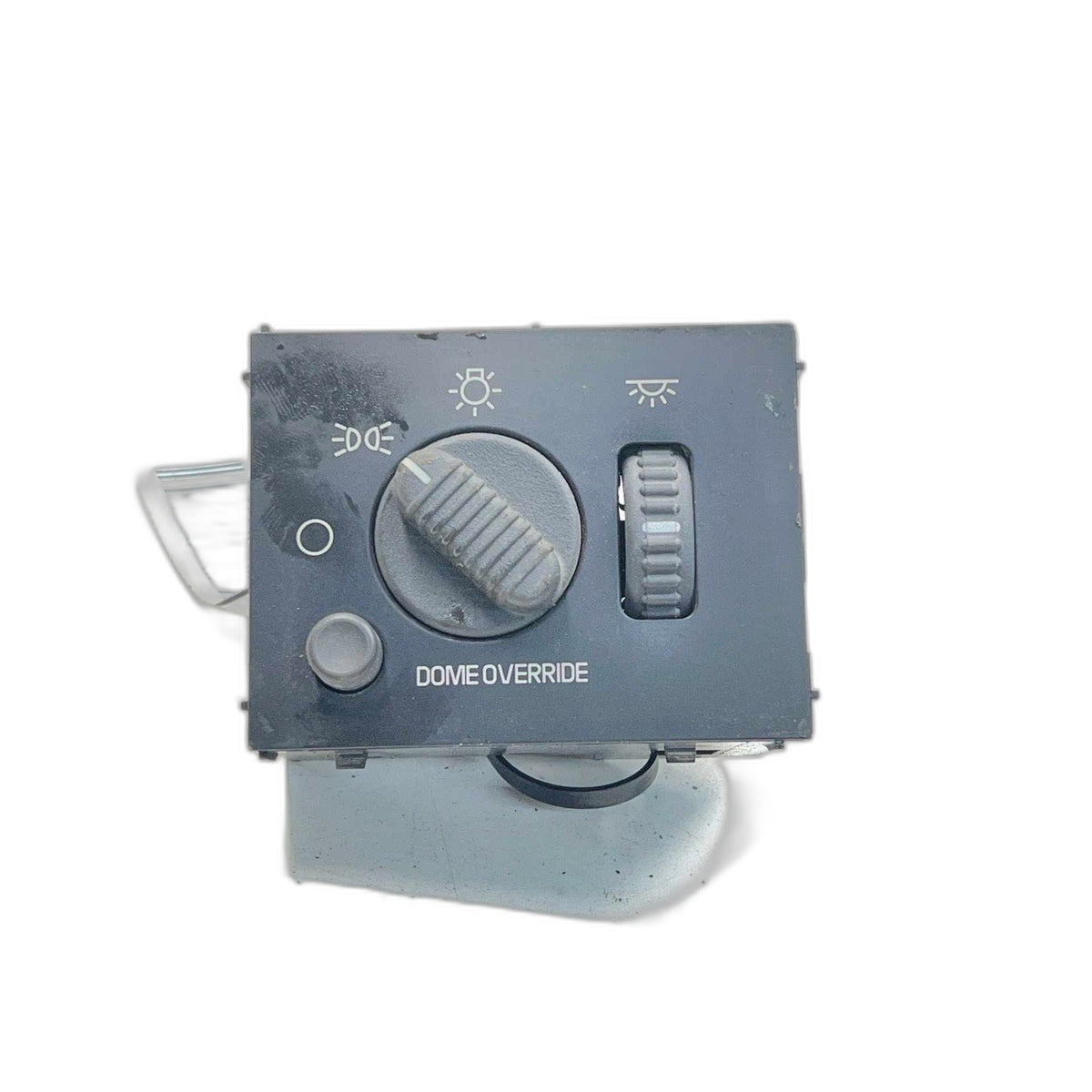 Headlight Switch (dash Mtd) GMC YUKON 01 See Pics for Imperfections