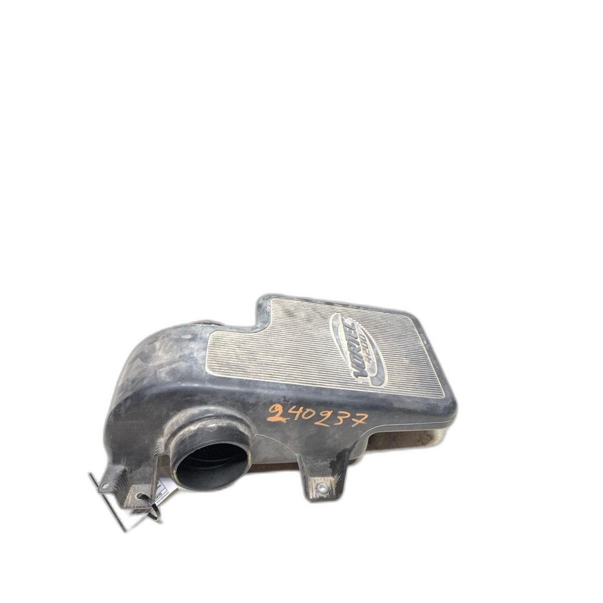 Air Intake Tube/resonator GMC ENVOY 05